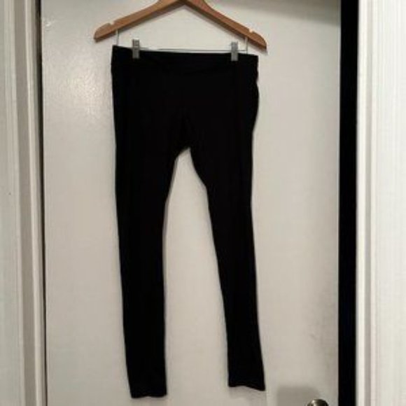 Isabel Maternity Black Leggings‎ (Size Small) (Soft!) - Picture 3 of 14